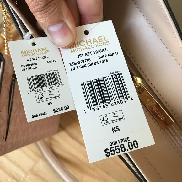 🌼Michael Kors Set - Picture 8 of 16